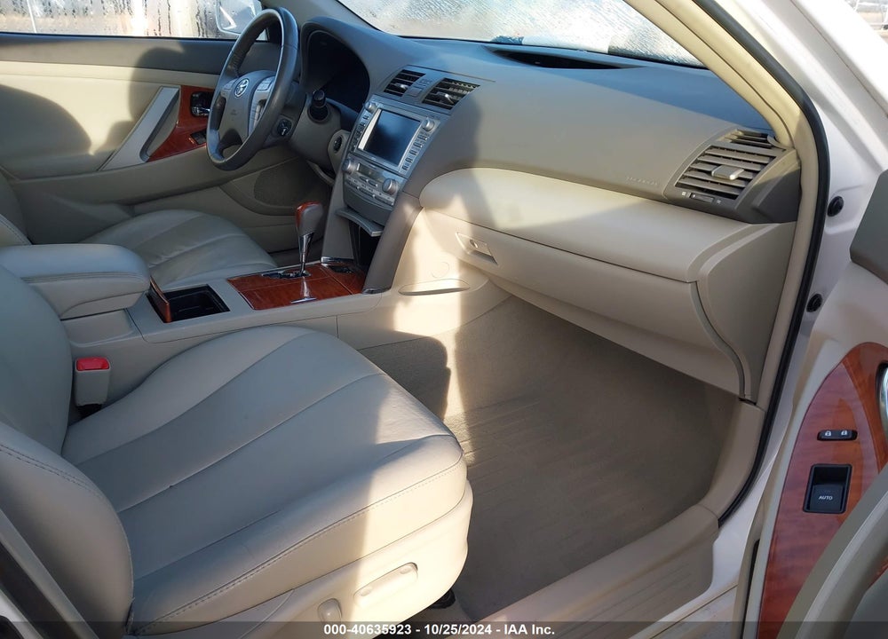 2011 TOYOTA CAMRY XLE VIN: 4T4BF3EK2BR181487