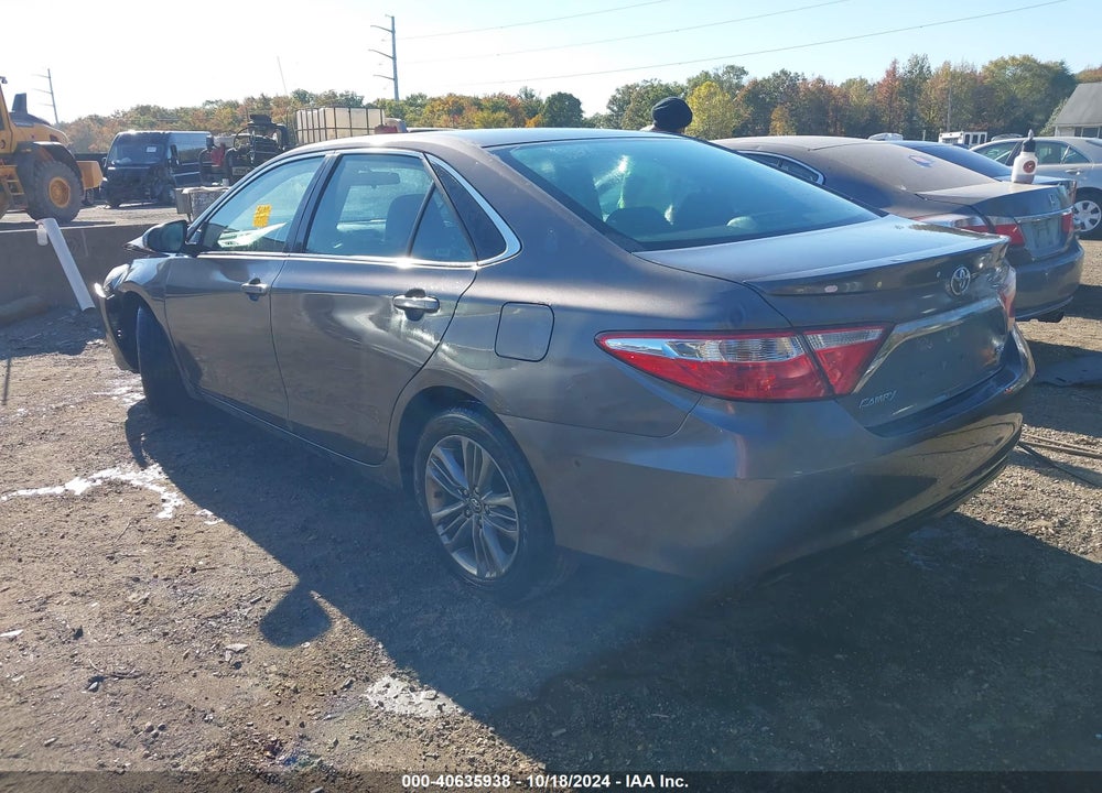 2017 TOYOTA CAMRY SE VIN: 4T1BF1FK4HU416381