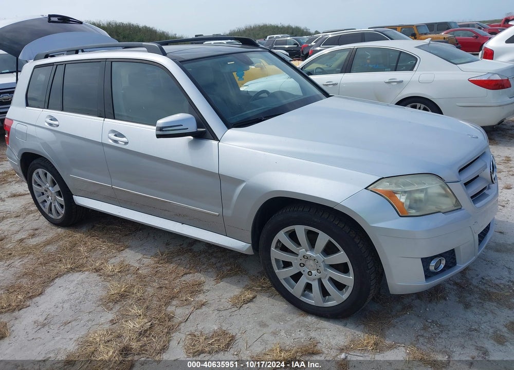 2010 MERCEDES-BENZ GLK 350 4MATIC VIN: WDCGG8HB1AF322069