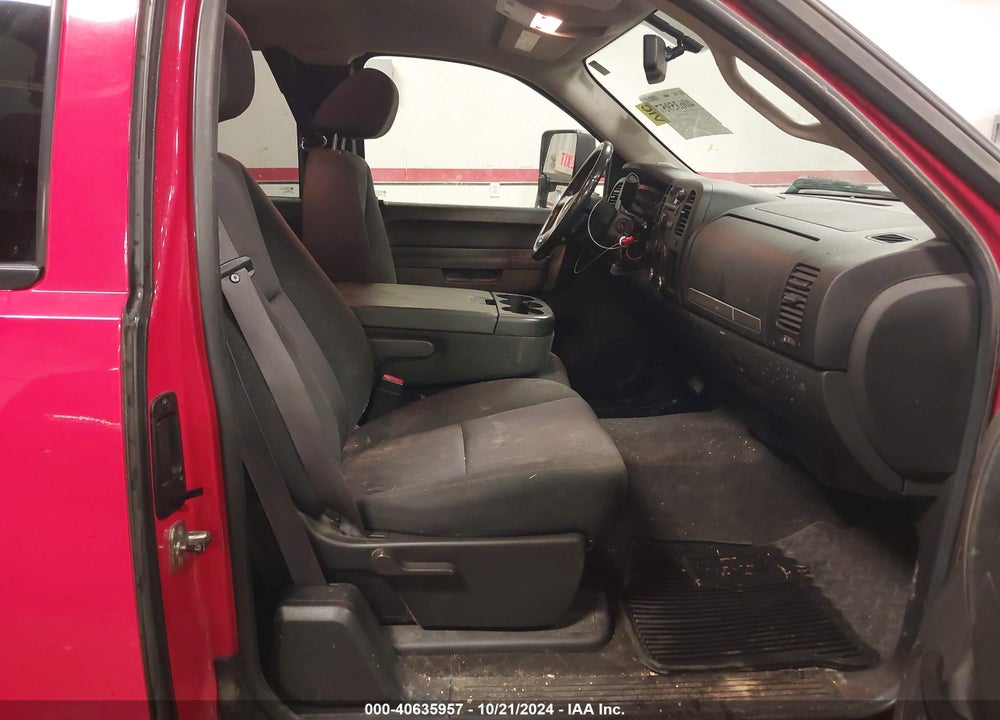 2011 CHEVROLET SILVERADO 1500 VIN: 1GCRKSE32BZ320578