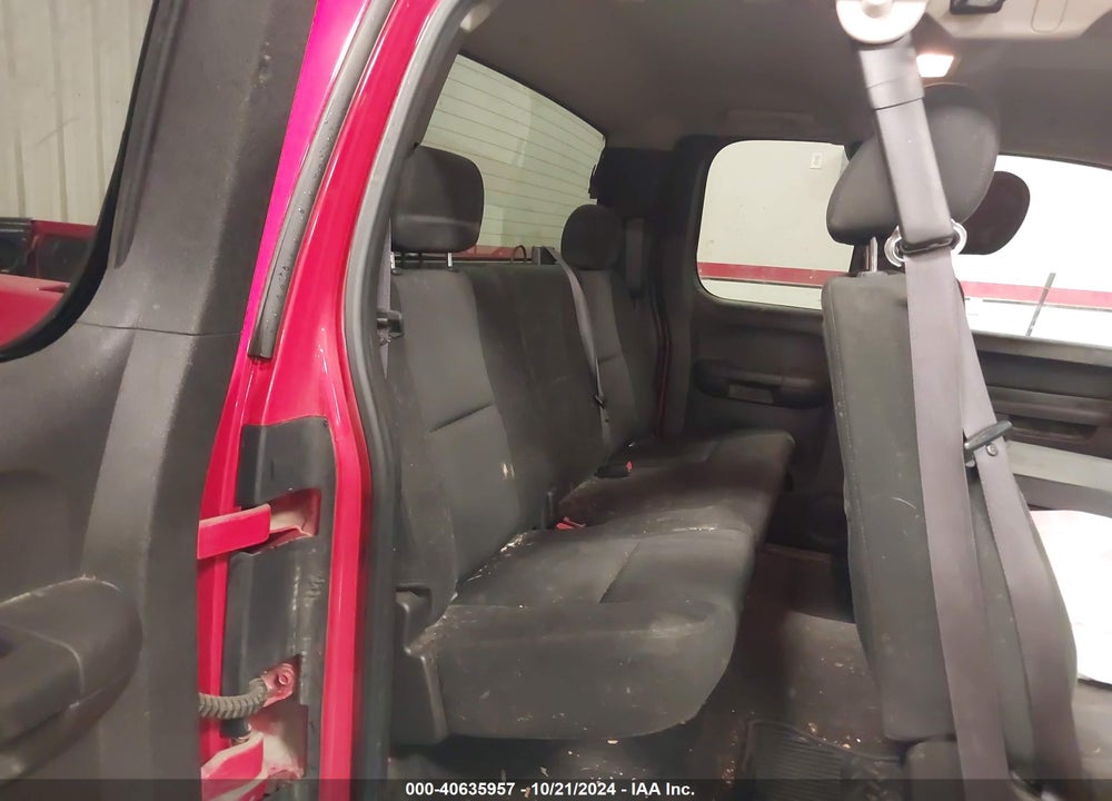 2011 CHEVROLET SILVERADO 1500 VIN: 1GCRKSE32BZ320578