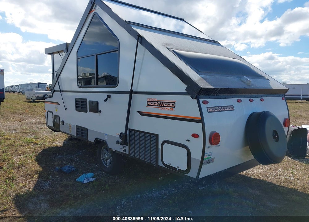2022 FOREST RIVER ROCKWOOD PREMIER VIN: 4X4CPRW11ND314392