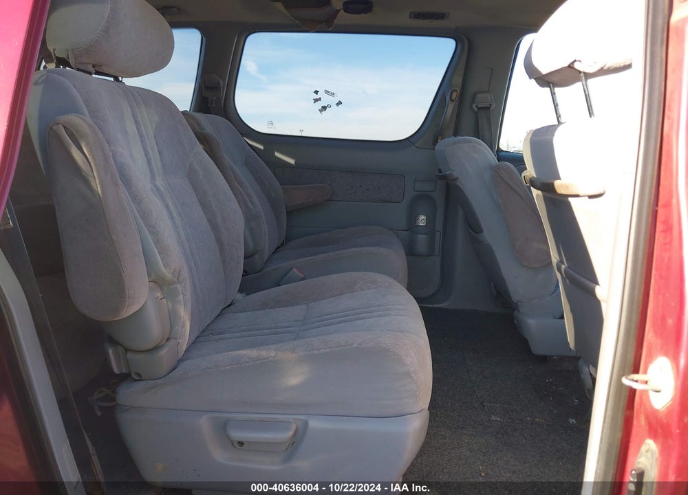 1998 TOYOTA SIENNA LE VIN: 4T3ZF13C0WU056364