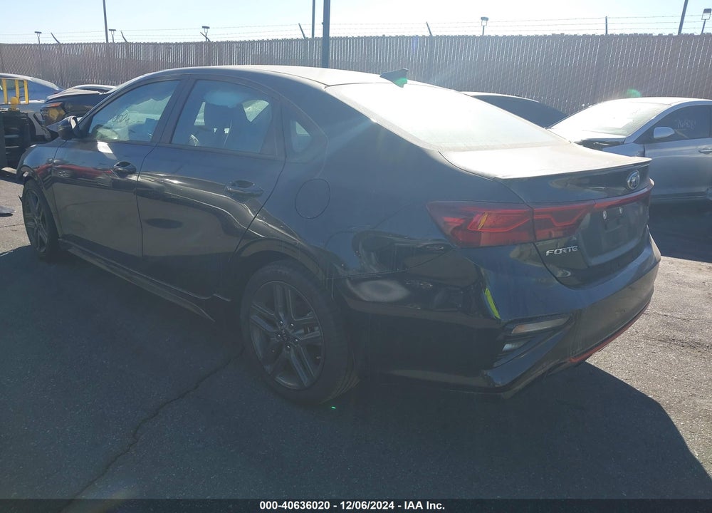 2021 KIA FORTE GT LINE VIN: 3KPF34ADXME307098