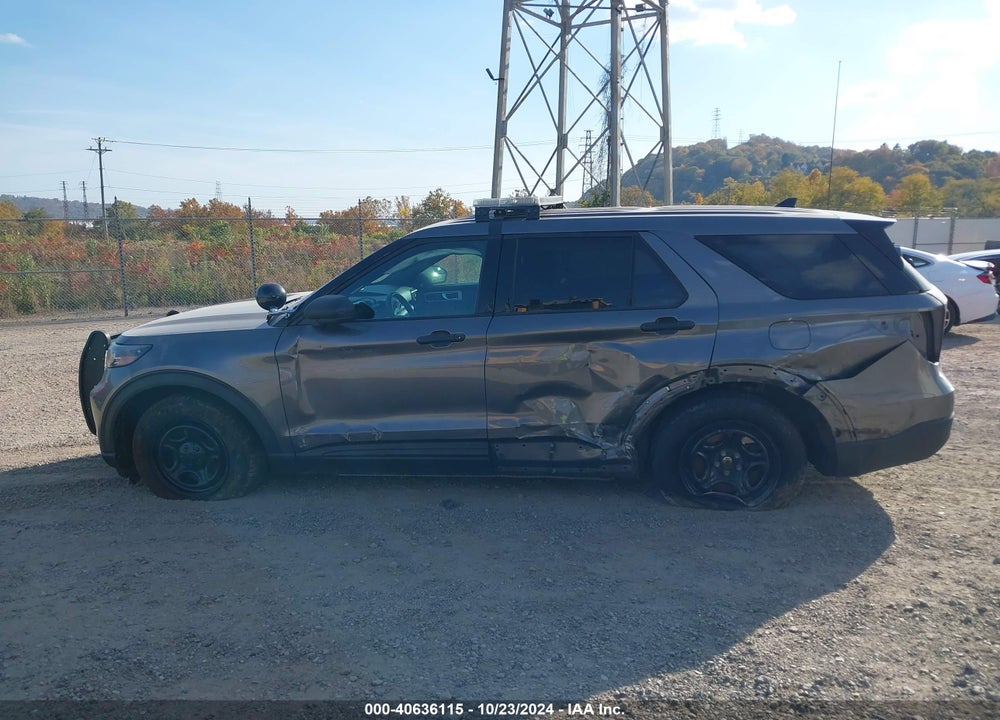 2020 FORD POLICE INTERCEPTOR UTILITY VIN: 1FM5K8AB2LGA72310