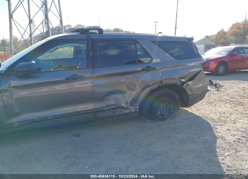 2020 FORD POLICE INTERCEPTOR UTILITY VIN: 1FM5K8AB2LGA72310