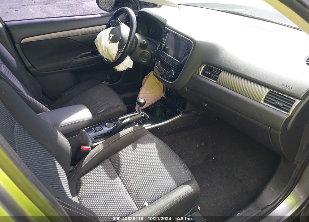2017 MITSUBISHI OUTLANDER SE VIN: JA4AD3A38HZ038614