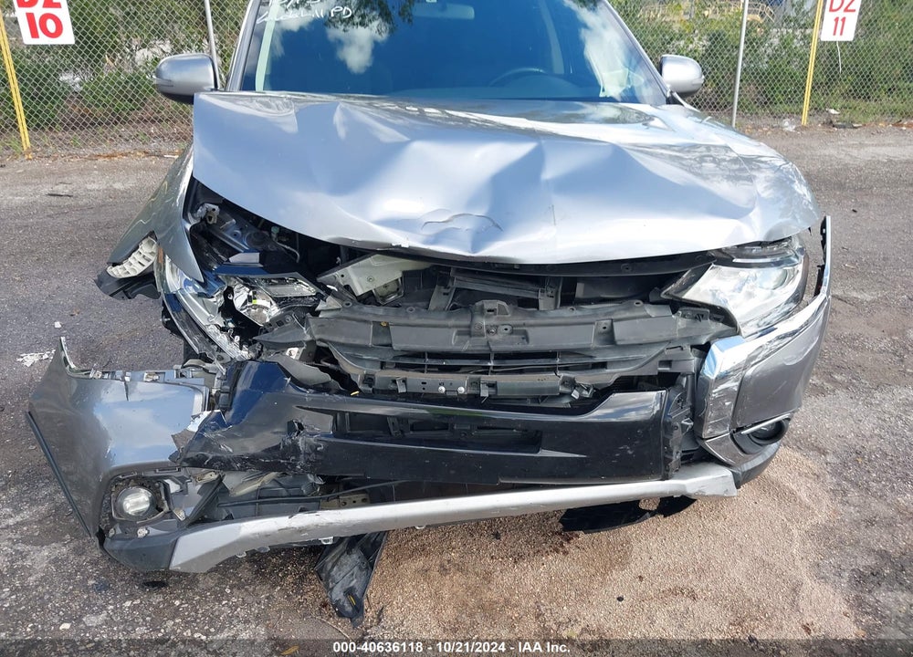 2017 MITSUBISHI OUTLANDER SE VIN: JA4AD3A38HZ038614