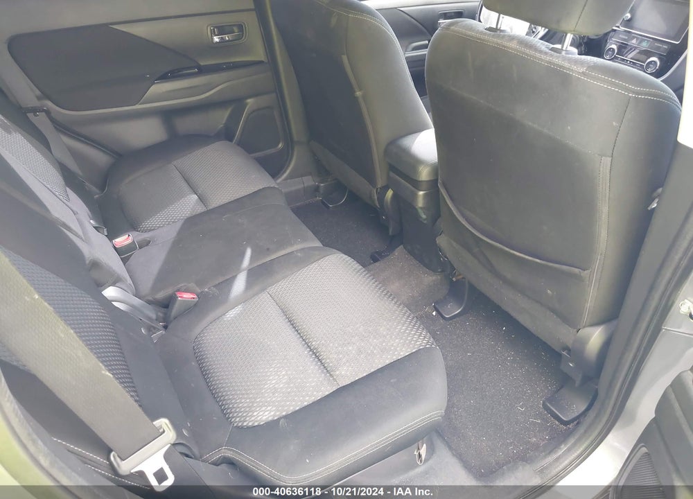 2017 MITSUBISHI OUTLANDER SE VIN: JA4AD3A38HZ038614