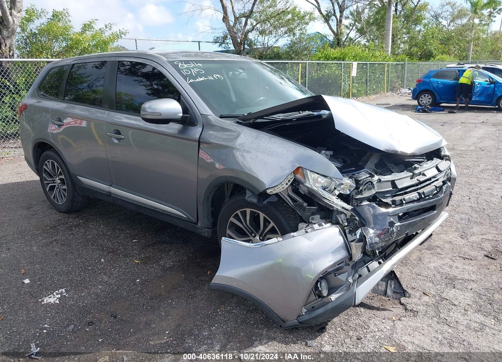 2017 MITSUBISHI OUTLANDER SE VIN: JA4AD3A38HZ038614