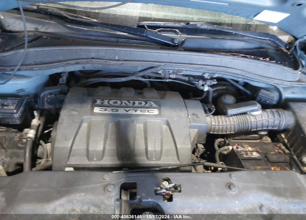 2005 HONDA PILOT EX-L VIN: 5FNYF18585B048068