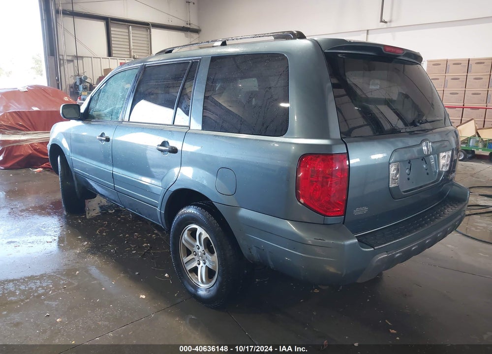 2005 HONDA PILOT EX-L VIN: 5FNYF18585B048068