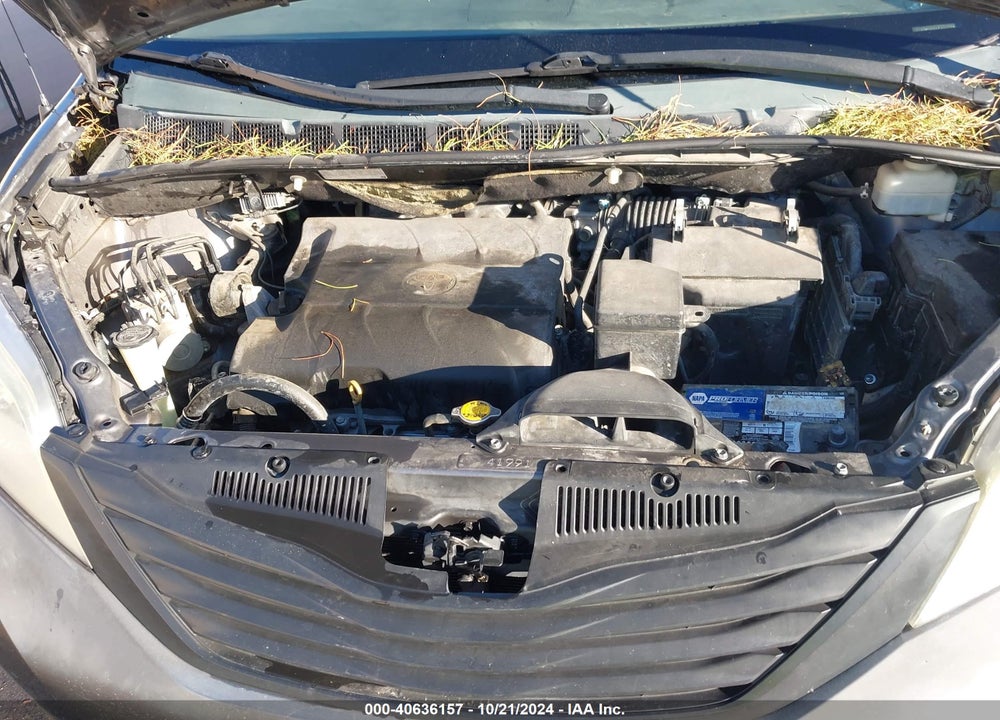 2011 TOYOTA SIENNA BASE V6 VIN: 5TDZK3DC9BS175869