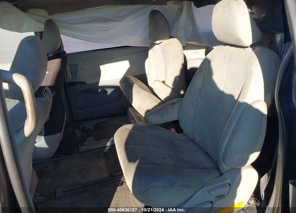 2011 TOYOTA SIENNA BASE V6 VIN: 5TDZK3DC9BS175869