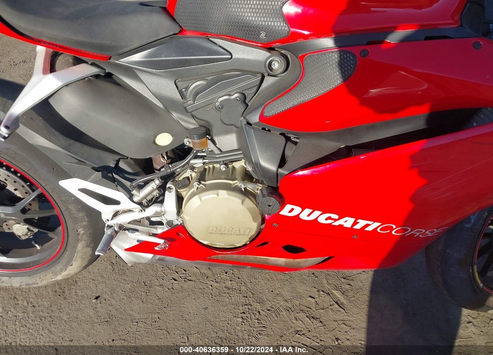 2016 DUCATI SUPERBIKE 1299 PANIGALE/S VIN: ZDM14BYW8GB004796