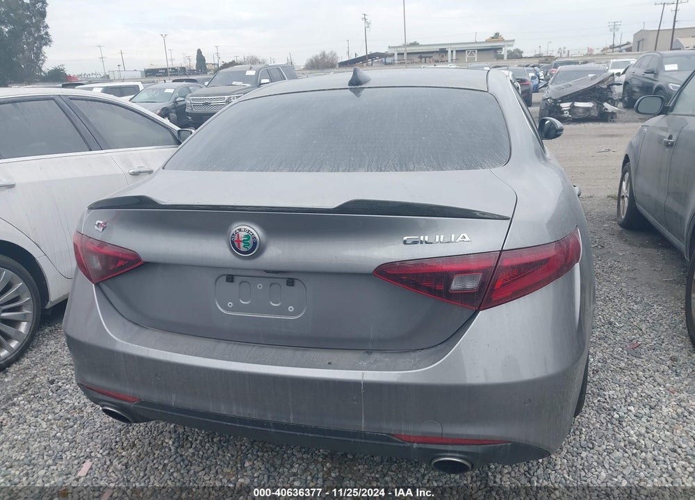 2017 ALFA ROMEO GIULIA TI AWD VIN: ZARFAEEN7H7534730