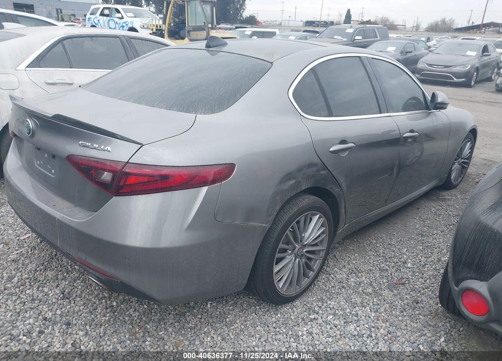2017 ALFA ROMEO GIULIA TI AWD VIN: ZARFAEEN7H7534730