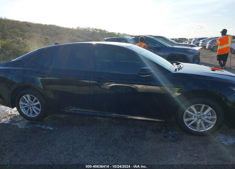 2025 TOYOTA CAMRY LE VIN: 4T1DAACK4SU017327