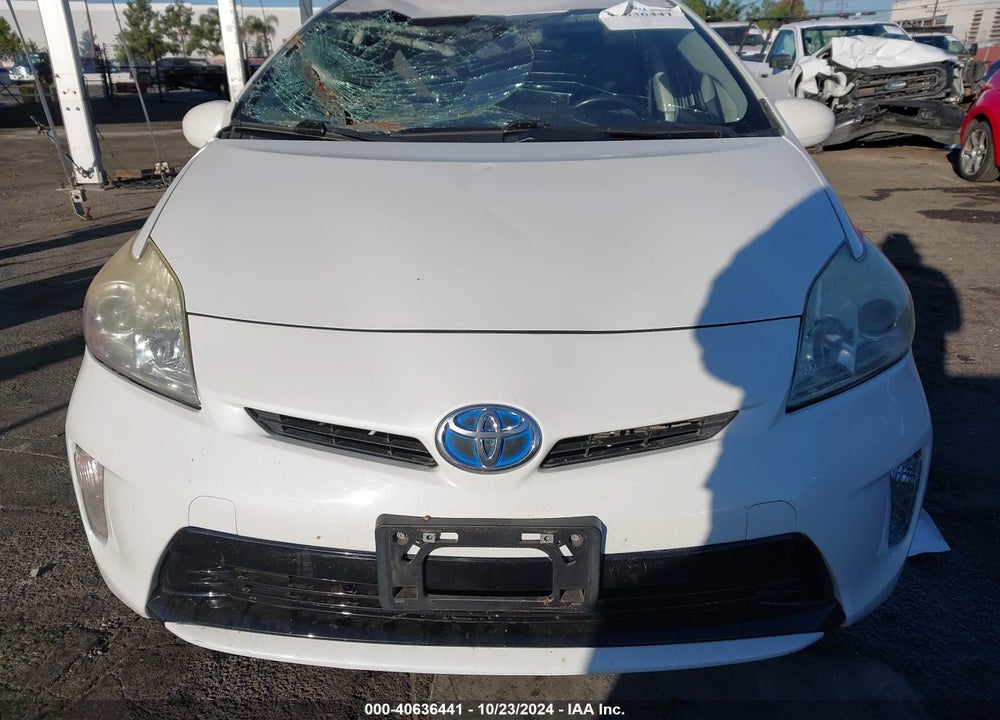 2015 TOYOTA PRIUS TWO VIN: JTDKN3DU7F0472357
