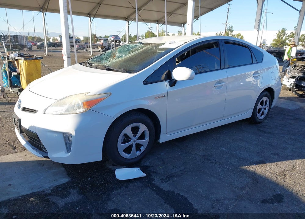 2015 TOYOTA PRIUS TWO VIN: JTDKN3DU7F0472357