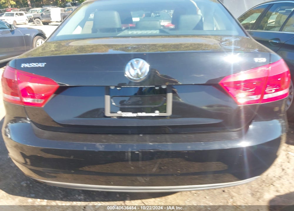 2014 VOLKSWAGEN PASSAT 1.8T WOLFSBURG EDITION VIN: 1VWAT7A39EC031800