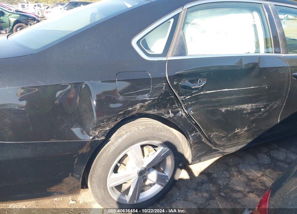 2014 VOLKSWAGEN PASSAT 1.8T WOLFSBURG EDITION VIN: 1VWAT7A39EC031800