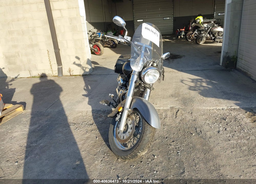 2004 SUZUKI VL800 VIN: JS1VS54A242109256