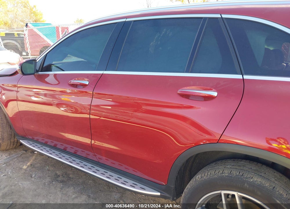 2017 MERCEDES-BENZ GLC 300 4MATIC VIN: WDC0G4KB6HF223941