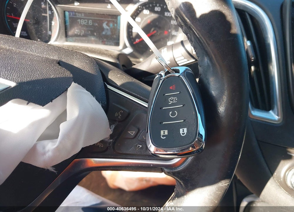 2018 CHEVROLET MALIBU LT VIN: 1G1ZD5ST8JF239142