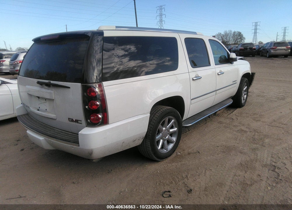 2013 GMC YUKON XL 1500 DENALI VIN: 1GKS2MEFXDR157032