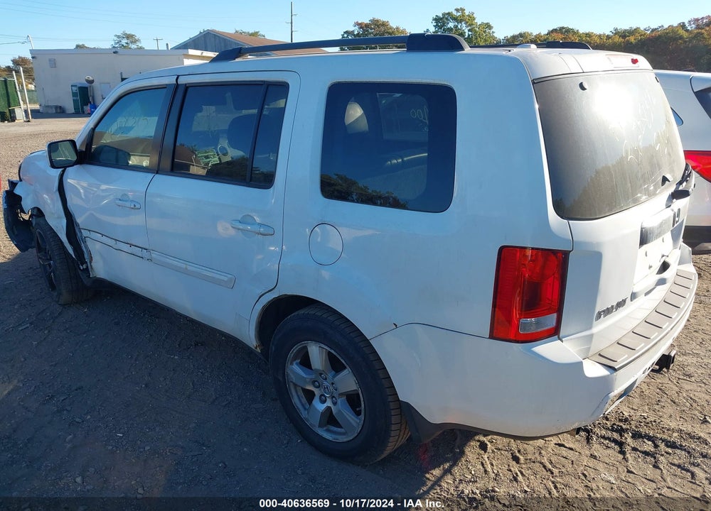 2009 HONDA PILOT EX-L VIN: 5FNYF48529B036621
