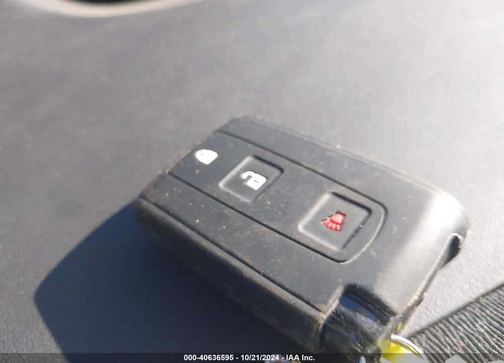 2008 TOYOTA PRIUS VIN: JTDKB20U783374181