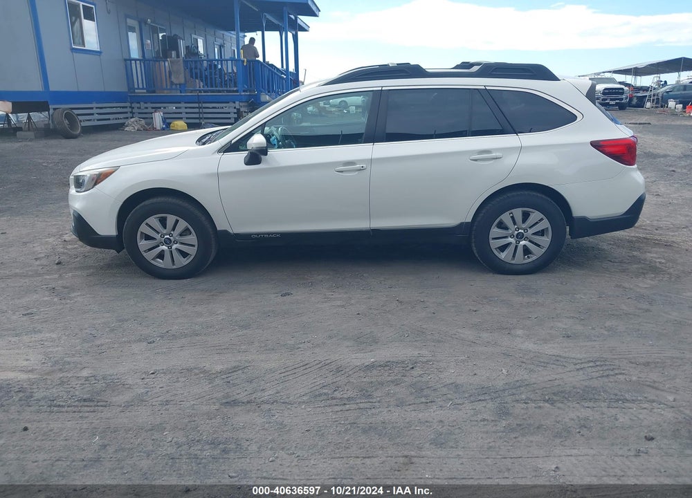 2018 SUBARU OUTBACK 2.5I PREMIUM VIN: 4S4BSAFC0J3300501