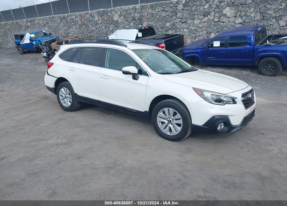 2018 SUBARU OUTBACK 2.5I PREMIUM VIN: 4S4BSAFC0J3300501