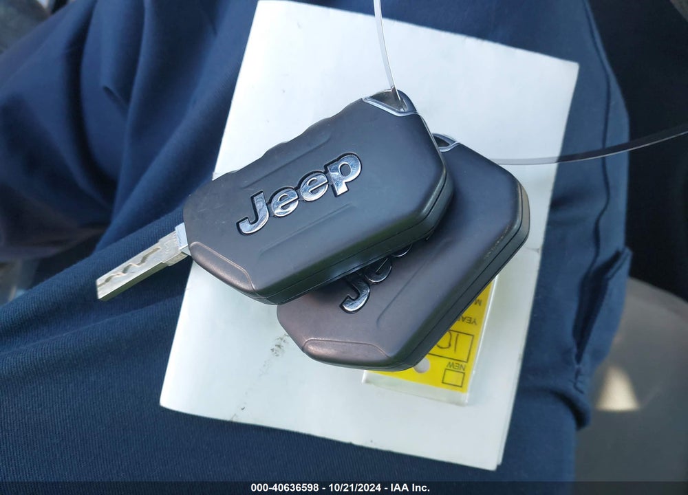 2021 JEEP WRANGLER UNLIMITED SPORT S 4X4 VIN: 1C4HJXDN5MW594781