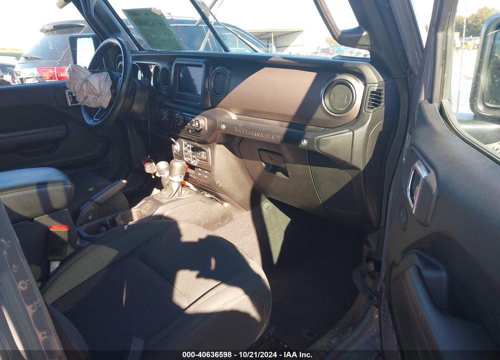 2021 JEEP WRANGLER UNLIMITED SPORT S 4X4 VIN: 1C4HJXDN5MW594781