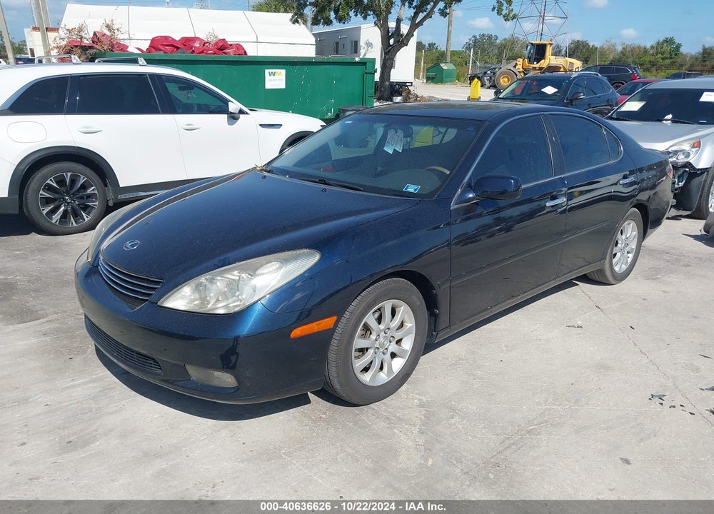 2002 LEXUS ES 300 VIN: JTHBF30G225034824