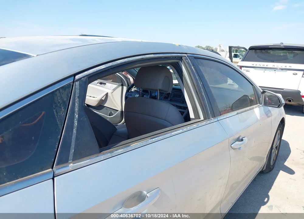 2015 HYUNDAI SONATA SE VIN: 5NPE24AF8FH045855