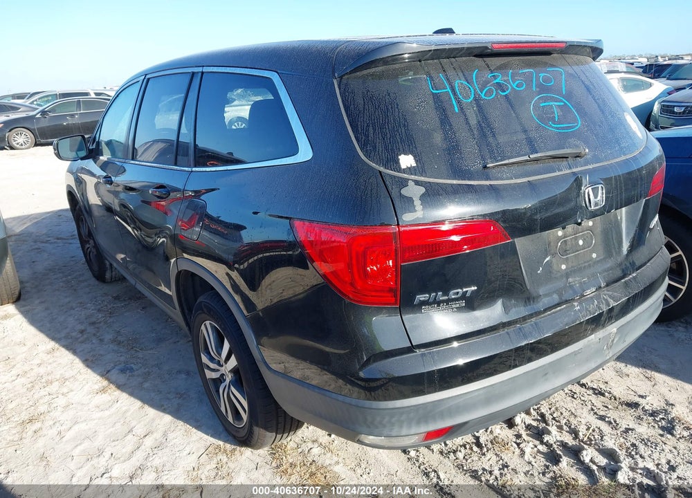 2018 HONDA PILOT EX VIN: 5FNYF6H38JB029039