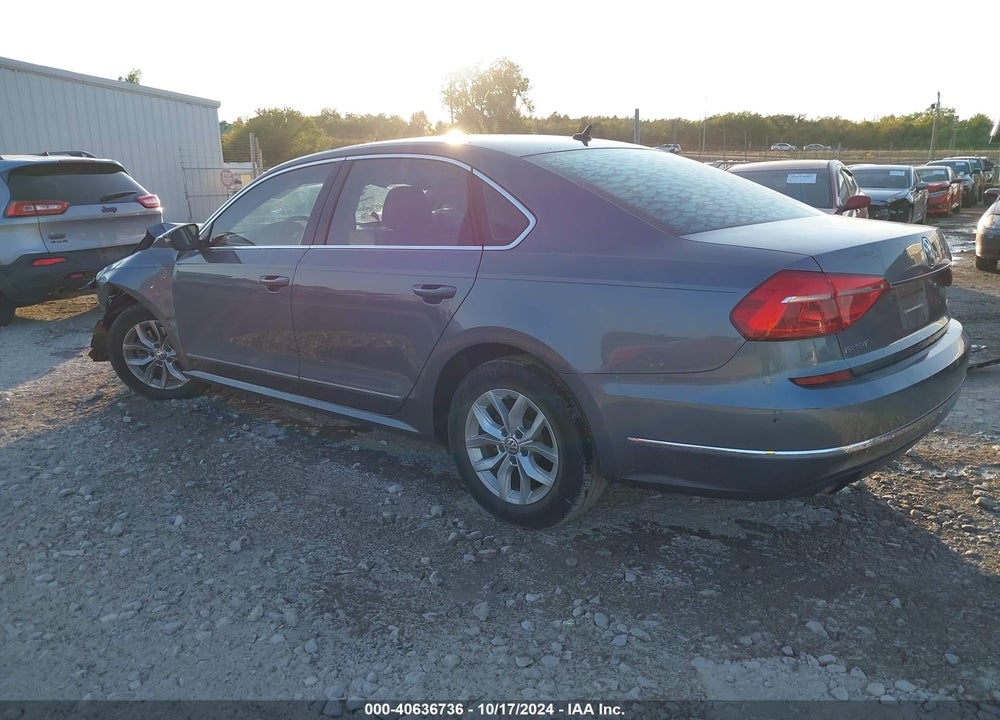 2016 VOLKSWAGEN PASSAT VIN: 1VWAS7A32GC006825