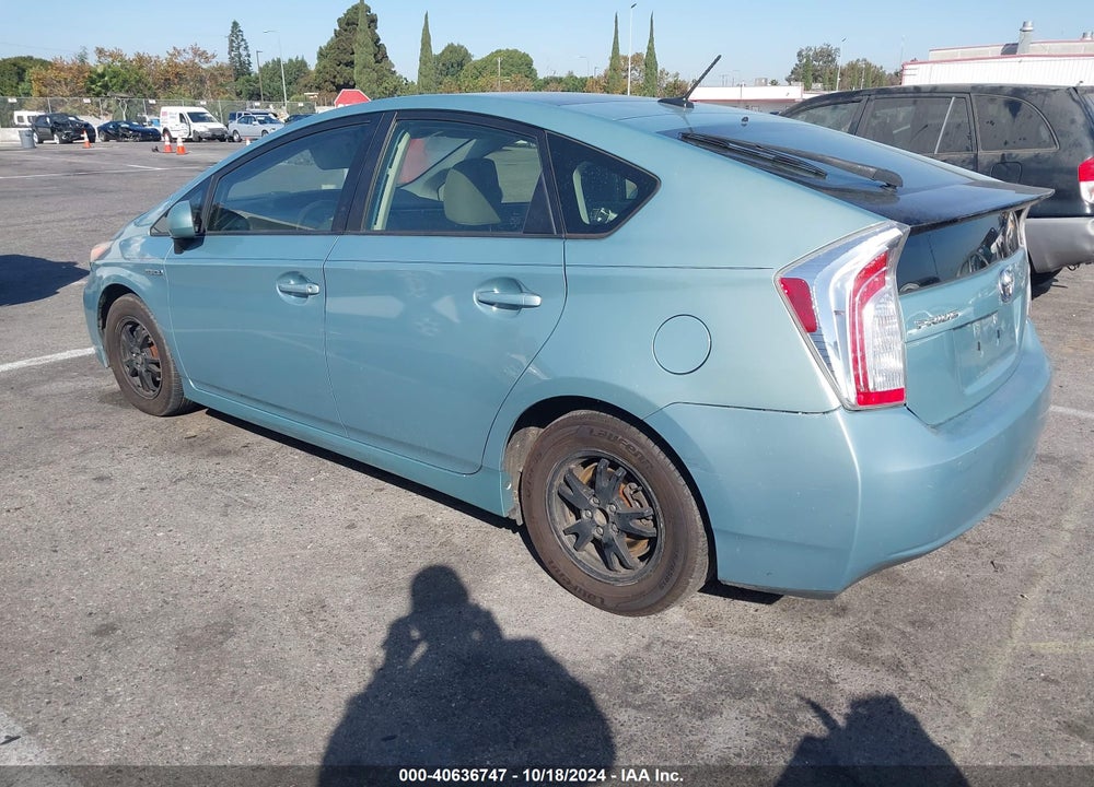 2012 TOYOTA PRIUS THREE VIN: JTDKN3DU2C1526122