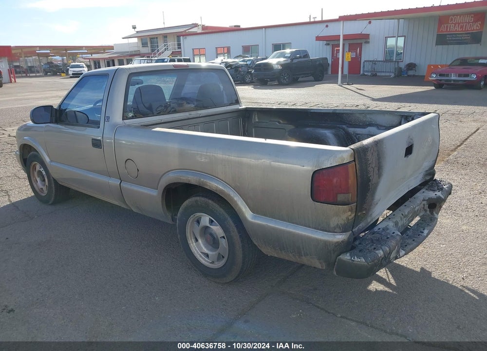 2001 GMC SONOMA SLS VIN: 1GTCS14W01K151213