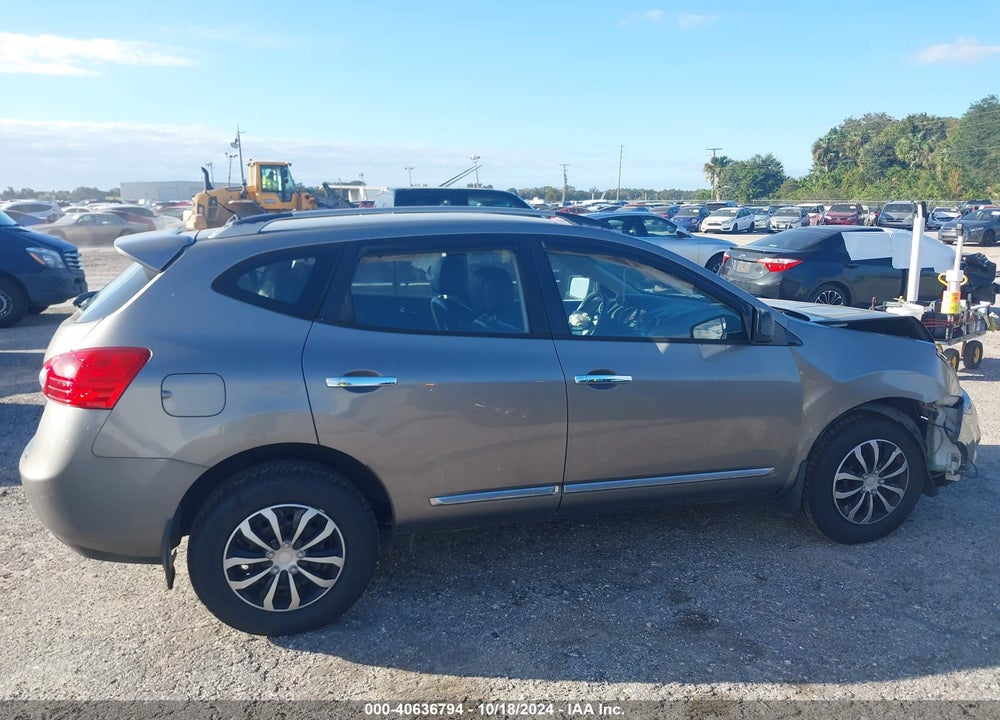 2014 NISSAN ROGUE SELECT S VIN: JN8AS5MT8EW607045