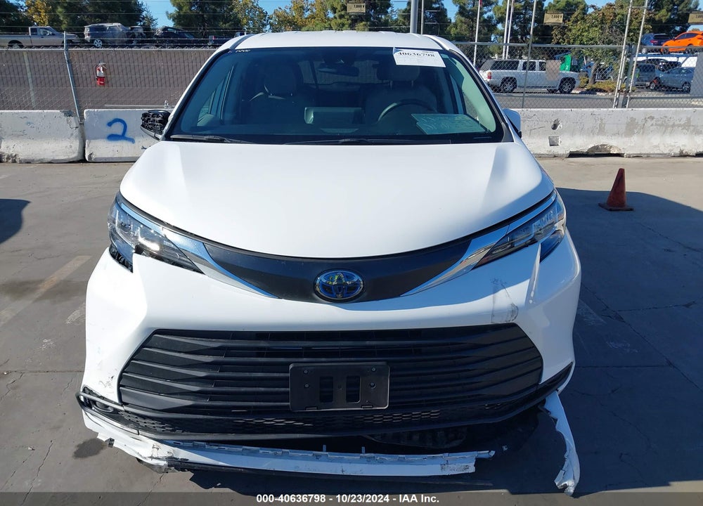 2023 TOYOTA SIENNA LE VIN: 5TDKRKEC4PS151881