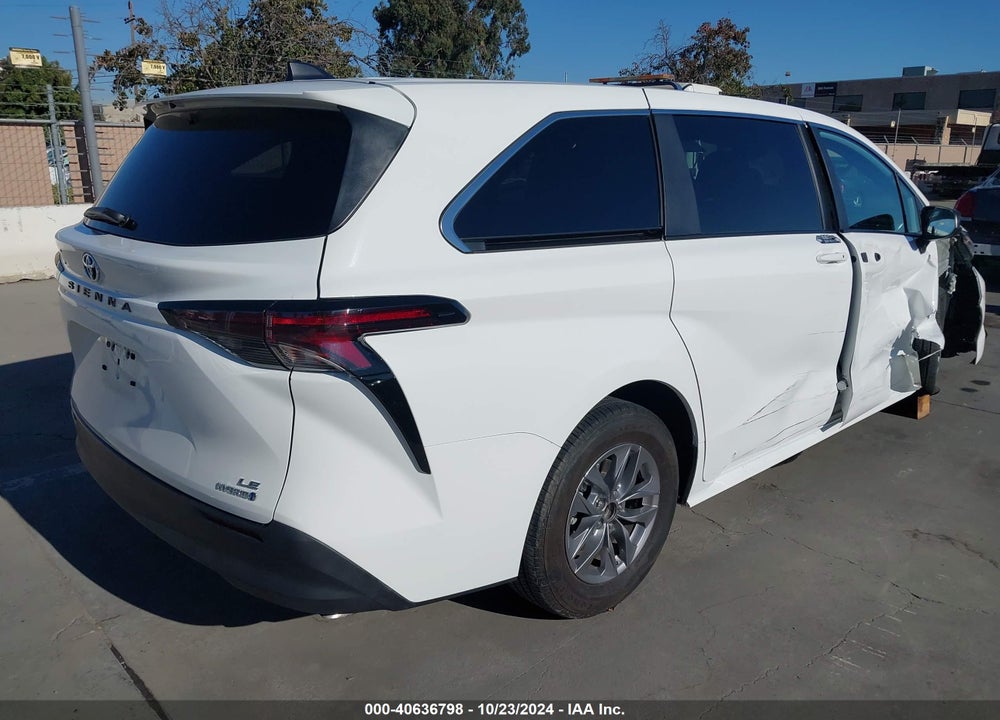 2023 TOYOTA SIENNA LE VIN: 5TDKRKEC4PS151881