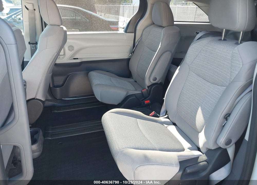 2023 TOYOTA SIENNA LE VIN: 5TDKRKEC4PS151881