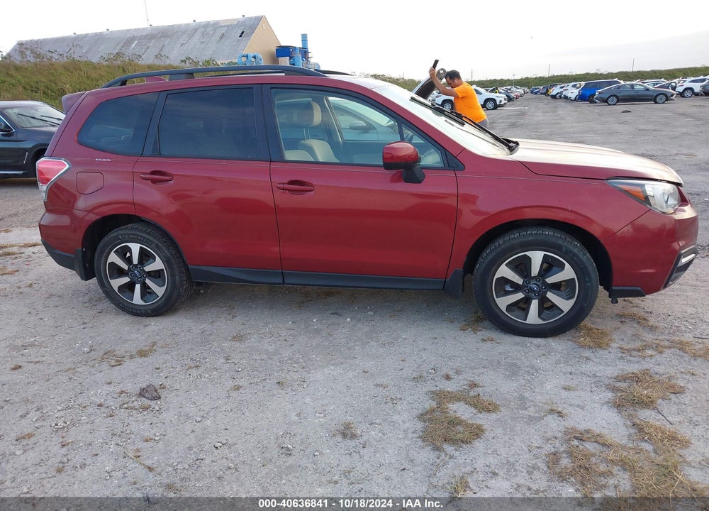 2017 SUBARU FORESTER 2.5I PREMIUM VIN: JF2SJAGC9HH451552