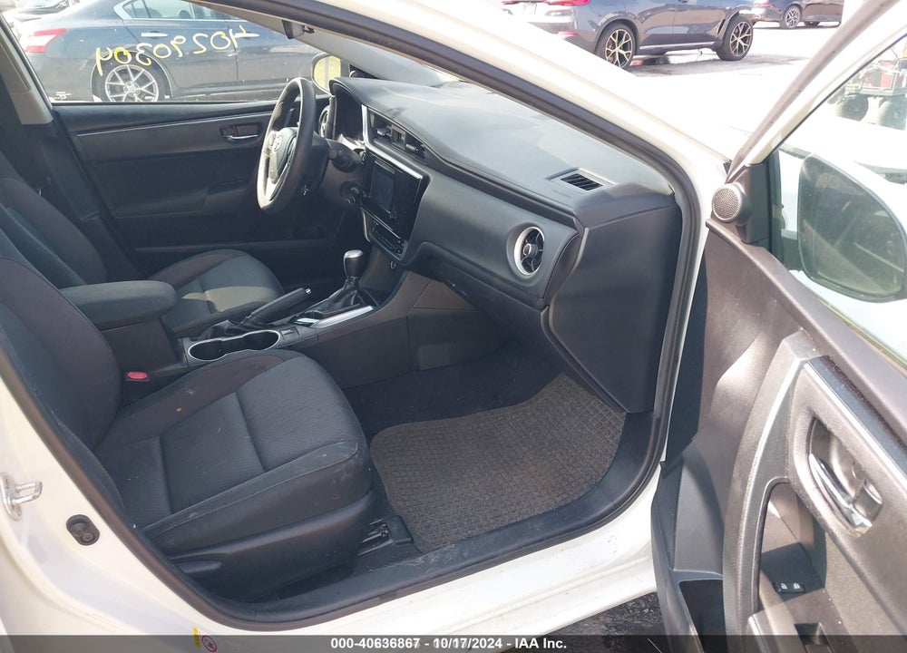 2019 TOYOTA COROLLA LE VIN: 5YFBURHEXKP876391