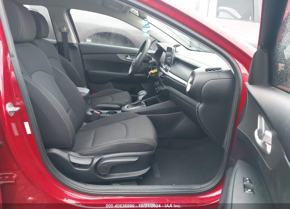 2019 KIA FORTE LXS VIN: 3KPF24ADXKE081757