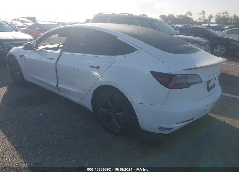 2018 TESLA MODEL 3 LONG RANGE/MID RANGE VIN: 5YJ3E1EA8JF062450
